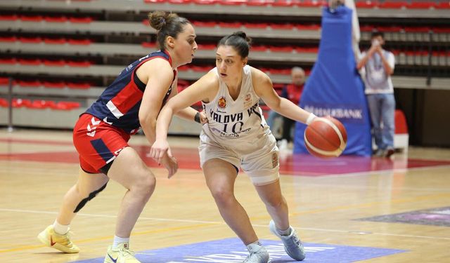 Bizim Kızlarda Düşüş Sürüyor