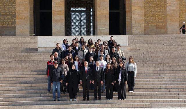 ATA’nın Emaneti Anıtkabir’de Kök Saldı