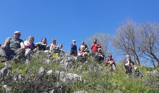 Doğada Bir Gün Ekibinden Orhangazi Çıkarması: Baharın Keyfini Çıkardılar