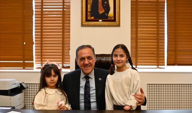 Vali Usta Müjdeyi Verdi: Yeni Kütüphane Yolda