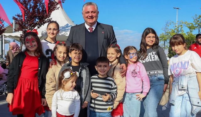 Yalova’da 23 Nisan Coşkusu Meydanlara Sığmadı