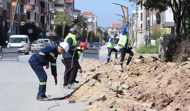 Barbaros Bulvarı’nda 2. Etap Aydınlatma Çalışmaları Başladı