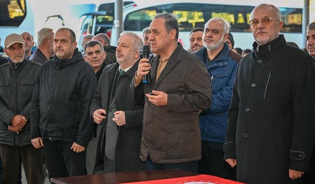 Yalovalı Hacı Adayları Kutsal Topraklara Uğurlandı