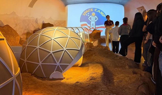 TED Yalova Koleji Öğrencileri İzmir’de Bilim ve Tarihle Buluştu