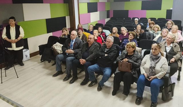 Azmin Hikâyesi KATFA-DER’de Anlatıldı: Mikrofon Başından YouTube’a Uzanan Yolculuk