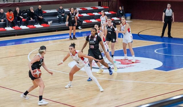 TKBL’nde Zorlu Koleji Samsun Basketbol Normal Sezon Şampiyonu Oldu