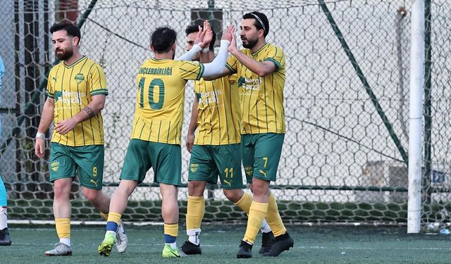 Yeni Transferler Gençleri Uçurdu