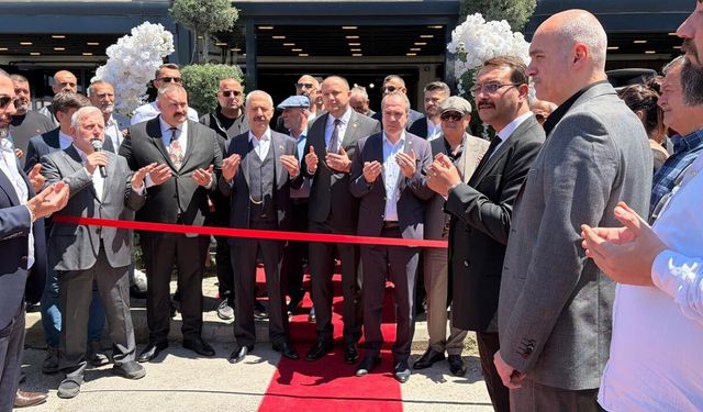 Beyefendi Restaurant Dualarla Açıldı