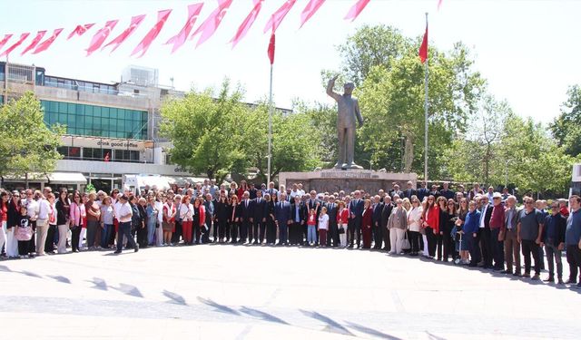 Yalovalı CHP’liler 19 Mayıs İçin Bir Araya Geldi
