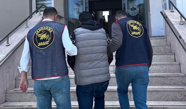 17 Yıl 6 Ay Hapis Cezası Bulunan Firari JASAT Operasyonuyla Yakalandı