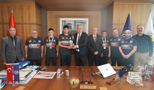 YTSO’da Gurur Tablosu: Yalovalı Öğrenciler Uluslararası Robotik Yarışmada Dereceyle Döndü
