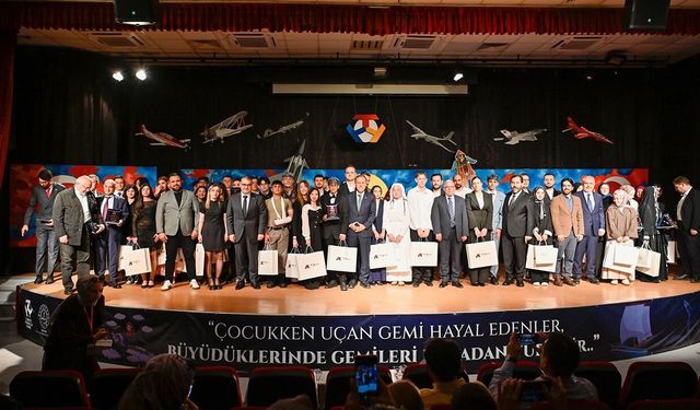 Yalova’da Bir İlk: Milli Teknoloji Hamlesi Tiyatro Sahnesine Taşındı