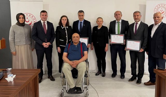 Yalova’da Erişilebilirlik Kurulu Toplandı: 3 Kurum Belgeyi Kaptı