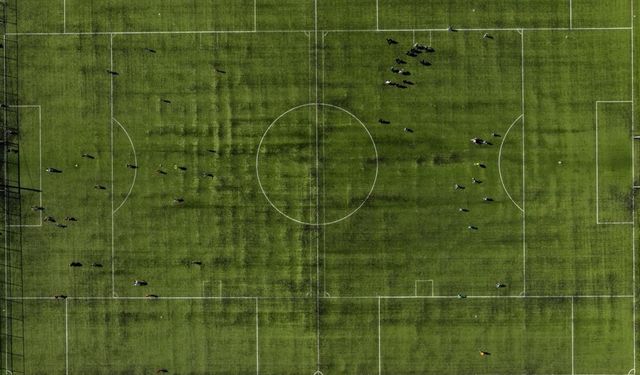 Spor Şenlikleri Futbolla Başladı