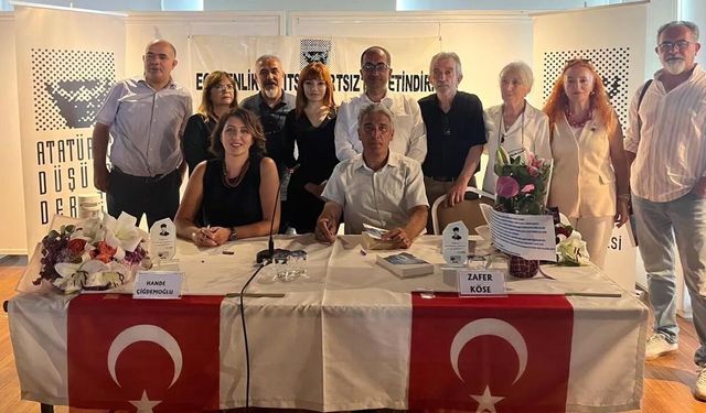 Dijital Çağ ve Edebiyat Yalova’da Masaya Yatırıldı