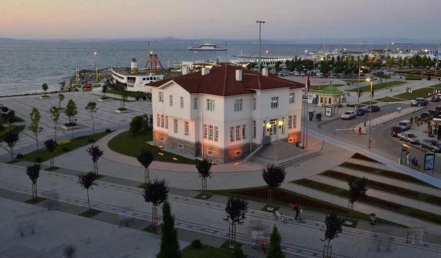 ADD Yalova’dan Büyük Edebiyat Buluşması