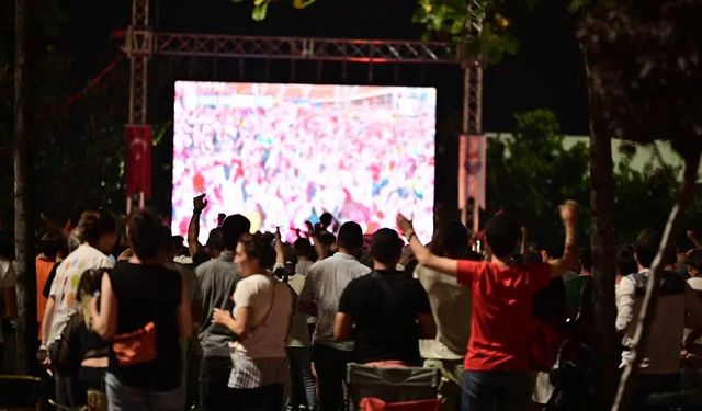 Milli Maç Coşkusu Yalova Cumhuriyet Meydanı'nda Yaşanacak