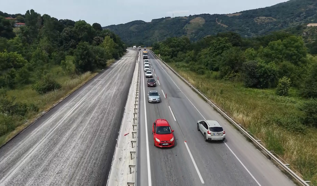 Yalova-Bursa Kara Yolundaki Çalışmalara Tam Gaz Devam