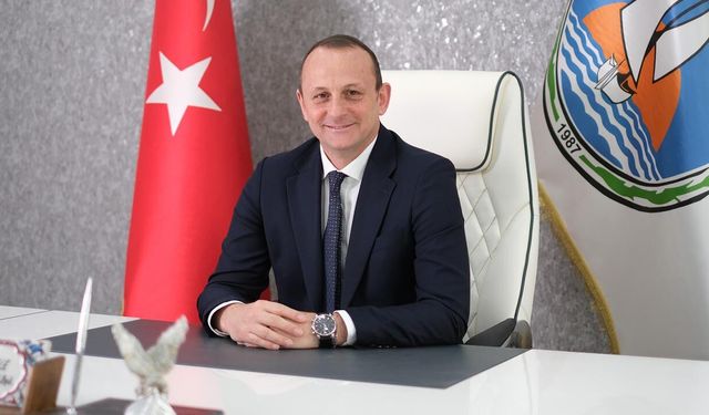 Başkan Yele: “Babalar Bir Çınar Gibi Arkamızda”