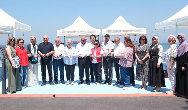 Çiftlikköy Belediyesi Çini Kursiyerleri Eserlerini Sergiledi