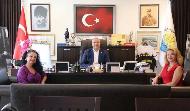 Başkan Kurt, Kadınlara Yönelik Projeleri Nazende Ritim Topluluğu ile Görüştü