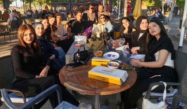 Yalova TOBB MTAL Öğrencilerinden Öğretmenlerine Duygusal Veda