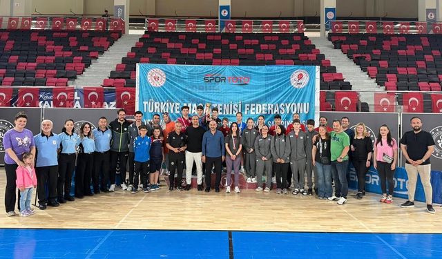 Yalovalı Raketler Çorum’dan Madalyalarla Döndü