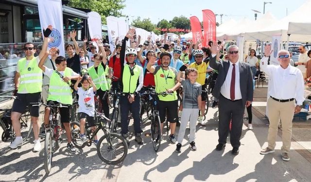 Yeşilay’ın Turunda Bin Kişi Pedal Bastı