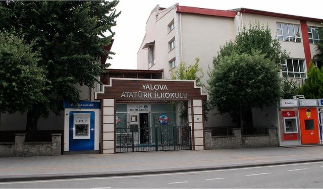 Atatürk İlkokulu Neden Mareşal Fevzi Çakmak'a Taşınıyor?