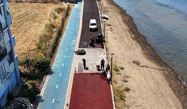 Çiftlikköy Sahil Yürüyüş Yolu Yenileniyor
