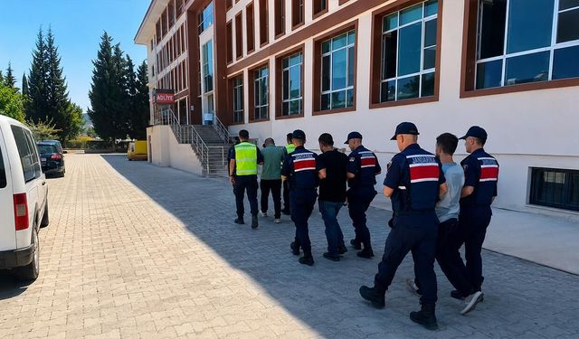 Altınova ve Karamürsel'de Eş Zamanlı Uyuşturucu Operasyonu
