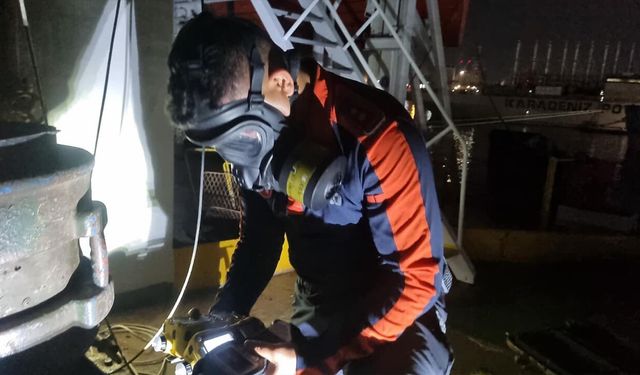 Altınova'da Gemi Pompa Dairesinde Patlama