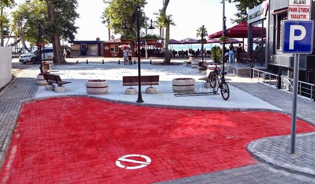 Mithatpaşa Sokak Yenilenen Yüzüyle Hizmete Açıldı
