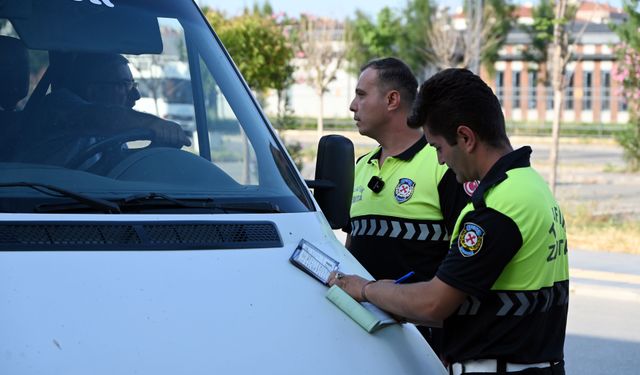 Yalova Belediyesi Korsan Taksiye İzin Vermiyor