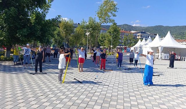 Çınarcık'ta Kadınlara Açık Hava Sporuyla Sağlıklı Yaşam Desteği