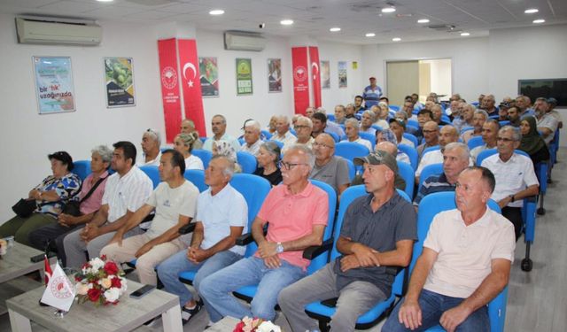Yalova'da Üreticilere B-Reçete ve Bitki Koruma Eğitimi