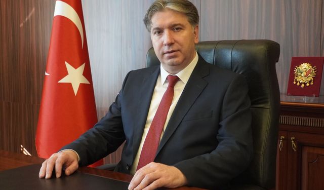 Rektör Prof. Dr. Bahçekapılı Göreve Devam Ediyor
