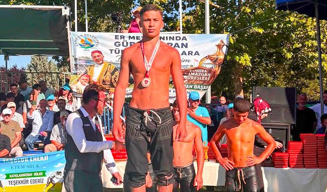 Altınovalı Pehlivanlar Namazgah’ta Kürsüye Çıktı