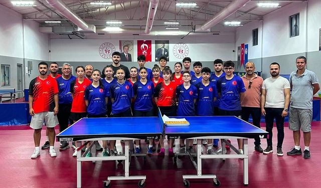 Yıldız ve Genç Milliler Yalova’da Kampa Girdi