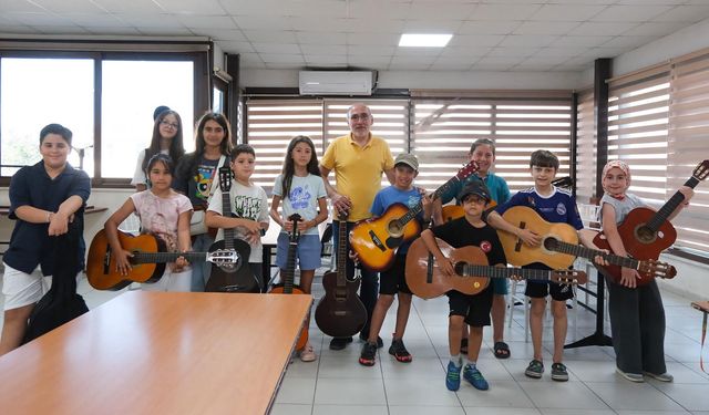 Yalova Çiftlikköy’de Müziksever Çocuklara Ücretsiz Eğitim