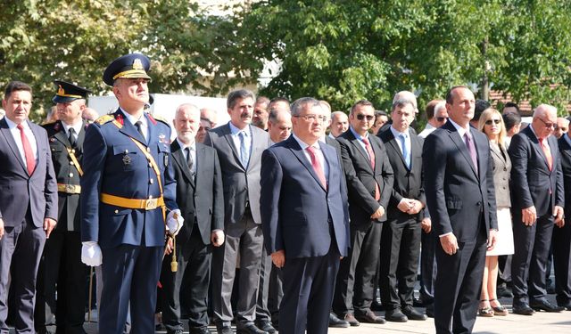 Çiftlikköy’de Zaferi Bayramı Kutlandı