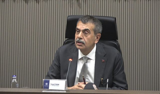Bakan Tekin, Yalova’da Mesleki Eğitim-Sanayi Buluşmasına Katıldı