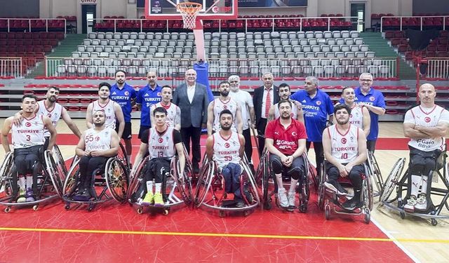 Engelsiz Milliler Kanada’ya Gitti