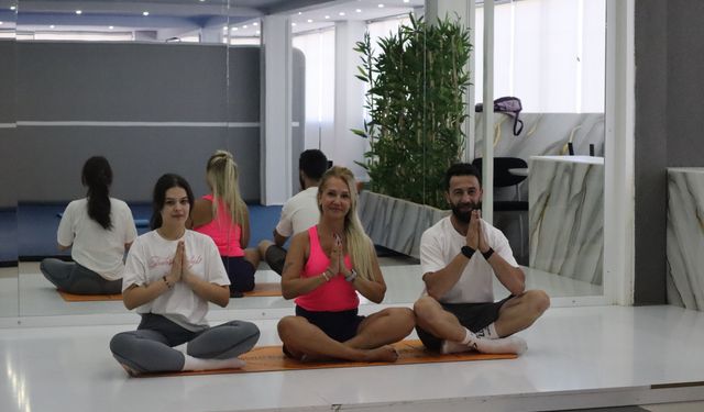 Ömer Allar Fight Club’da Yoga Dersleri Başladı