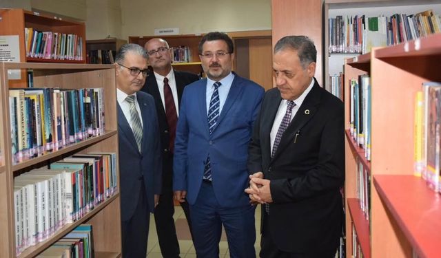 Vali Usta’dan İl Halk Kütüphanesi’ne Ziyaret