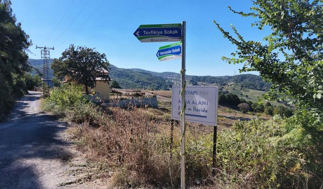 Yalova’da 4 Köyde Sokak Tabelaları Yenileniyor