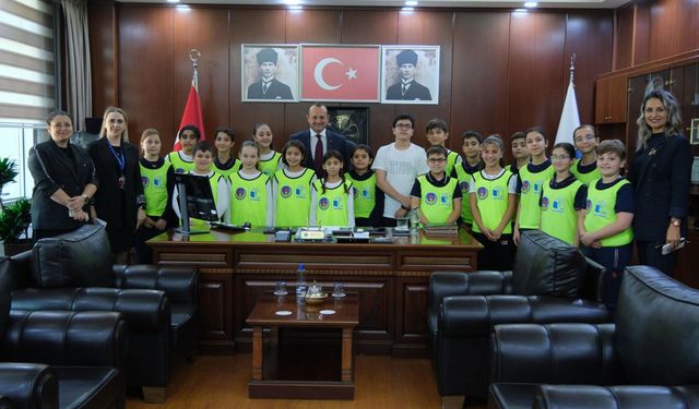 Genç Çevreciler Başkan Yele ile Buluştu