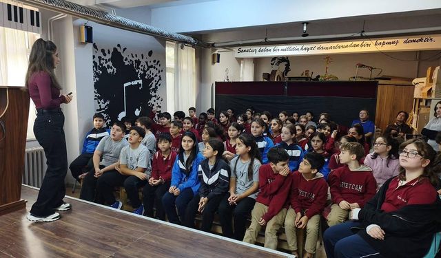 Saffet Çam Ortaokulu’nda Sağlıklı Beslenme Eğitimi