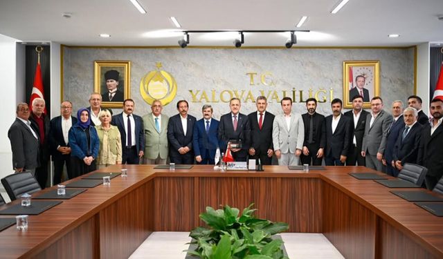 Vali Usta Yalova’daki Hemşehri Derneklerini Ağırladı
