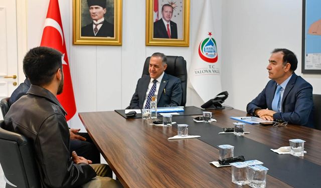 Vali Usta, Halk Günü’nde Vatandaşları Dinledi